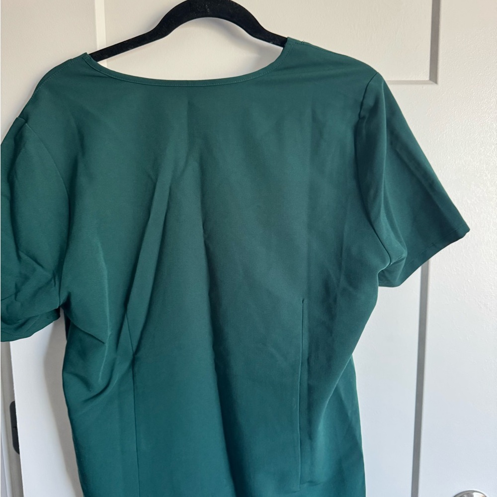 FIGS Scrubs Set Green Technical Collection Top L Bottom XL Jogger Pants - Picture 3 of 9